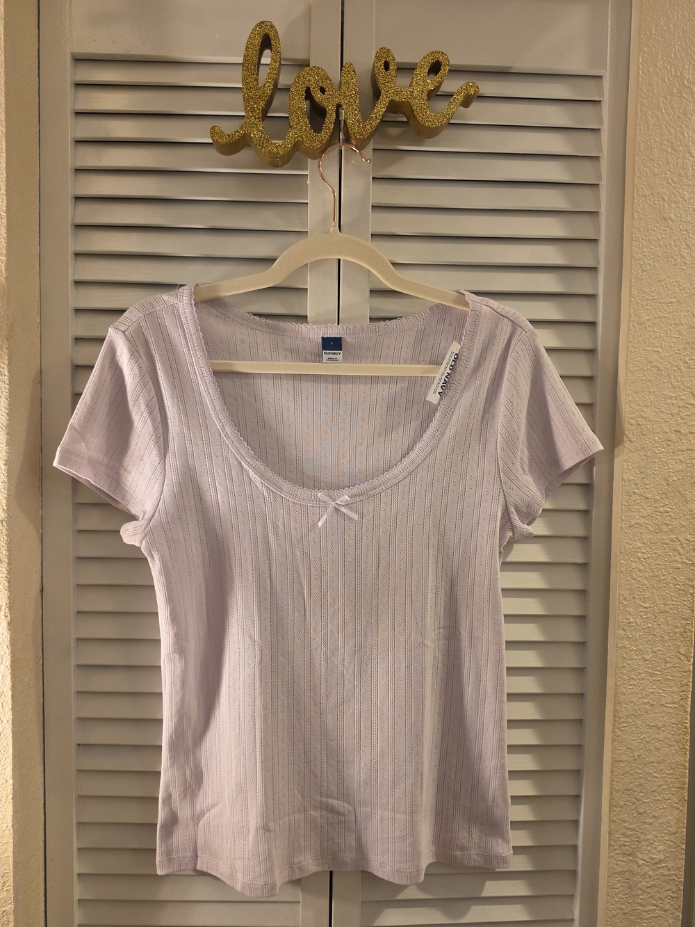 Old Navy Women's Scoop Neck Short Sleeve Top — Light Lavender Bow Accent